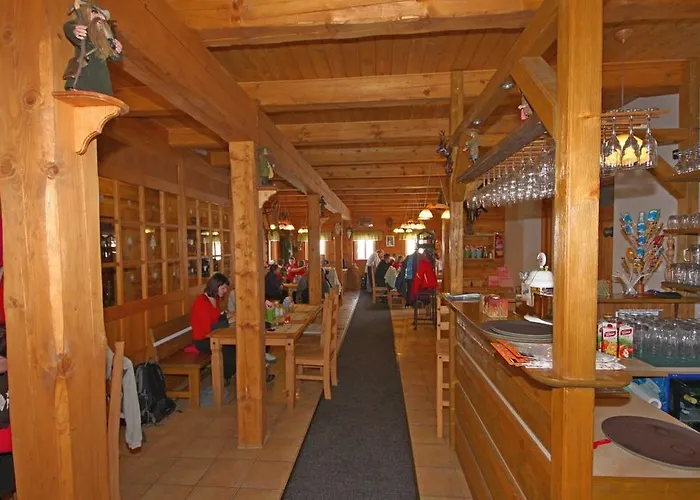 Roubenka Πανσιόν 3*